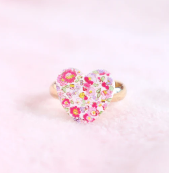 Picture of PETITE FLEUR HEART RING