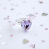 Picture of HEART OF THE OCEAN RING PURPLE IN A SHELL BOX