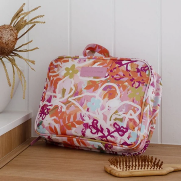 Picture of HANGING TOILETRY BAG IVY MINDFUL MARLO