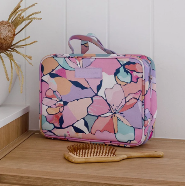 Picture of HANGING TOILETRY BAG WILLOW MINDFUL MARLO